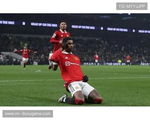 曼联的挣扎：滕哈格的战术困境与球员心态，滕格尔个人简历