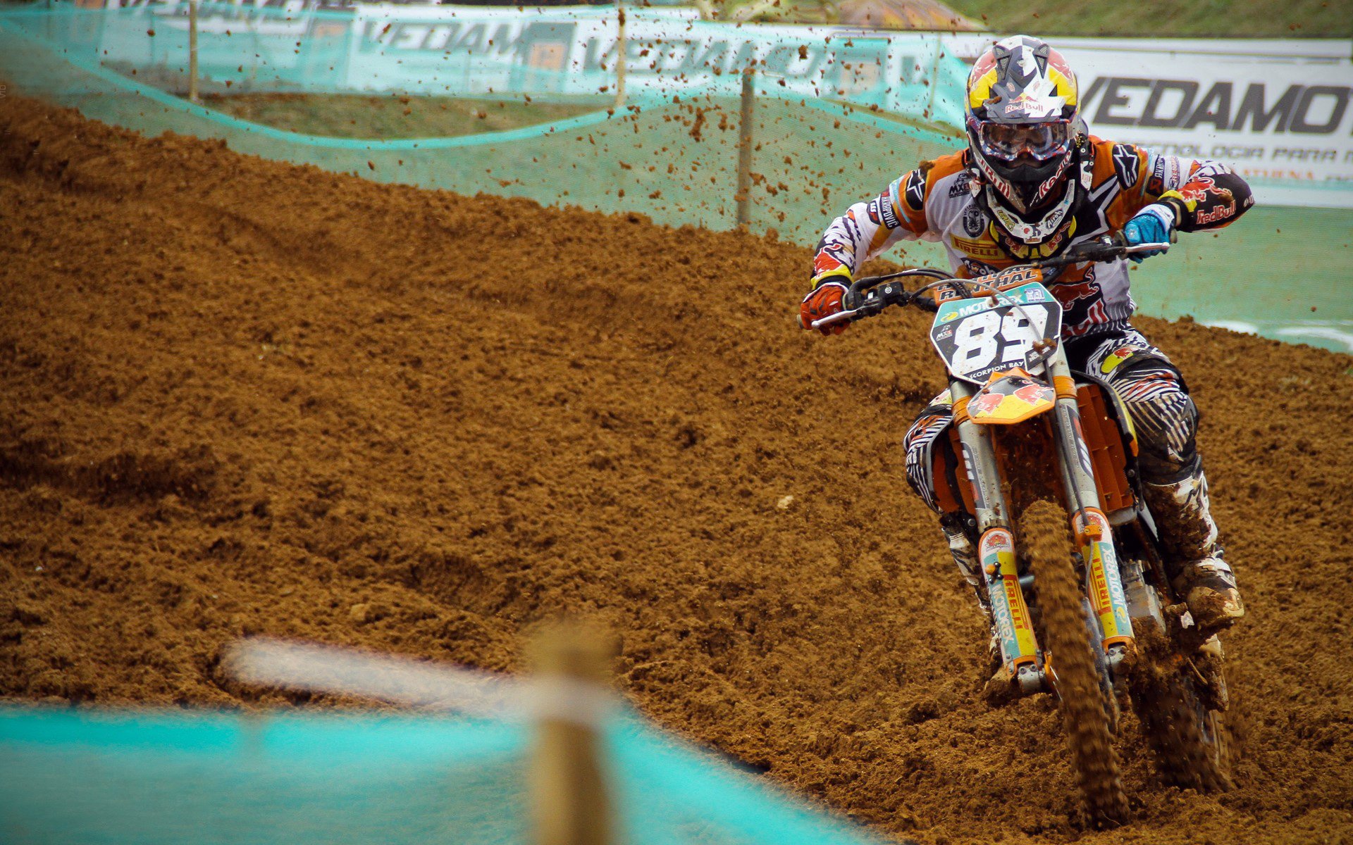 英超激情瞬间：逆袭、终场绝杀引爆现场，英超经典时刻