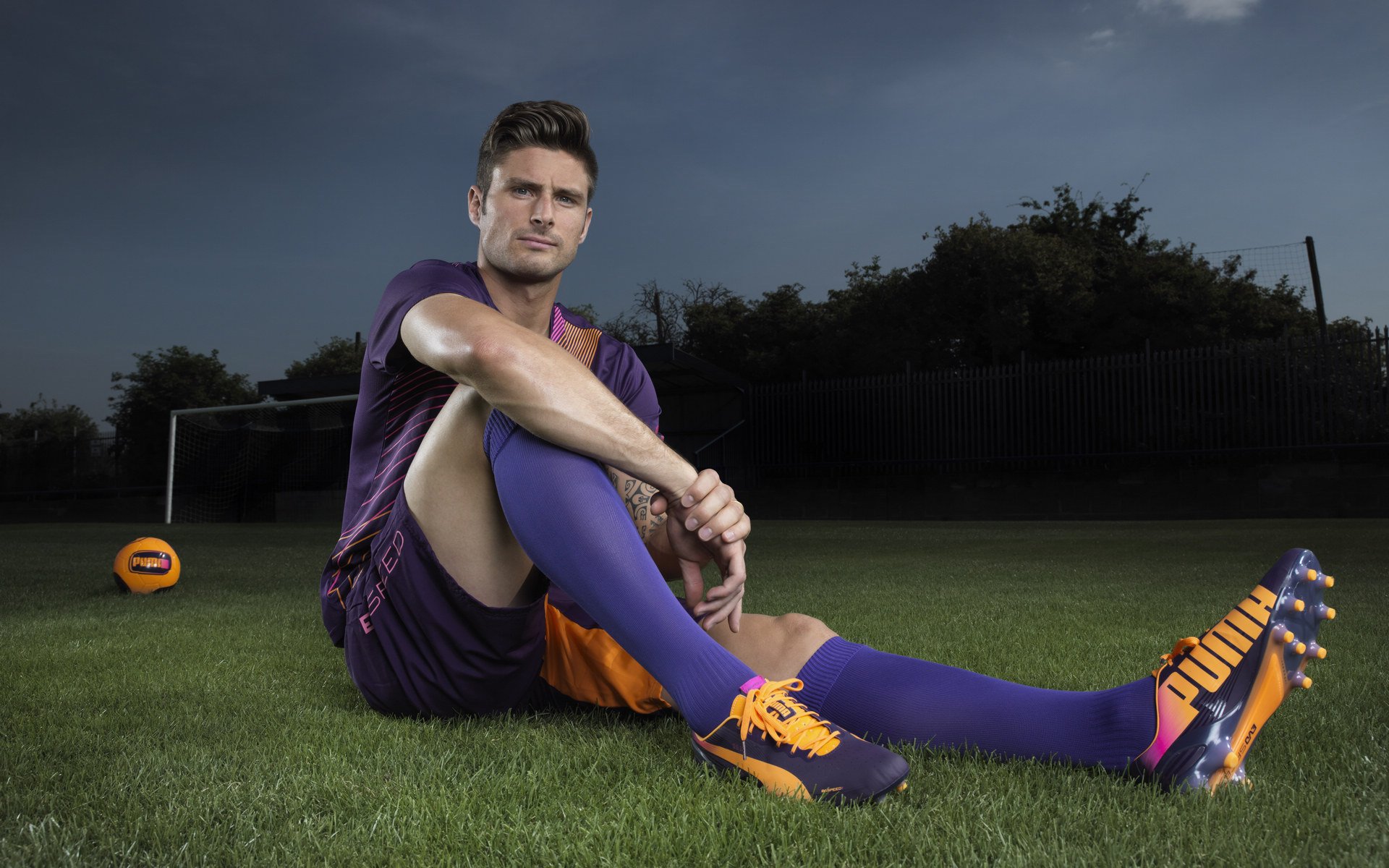 “伊万·戈梅斯的精湛防守与进攻多样性,帮助美洲狮队快速成长为全球强队”